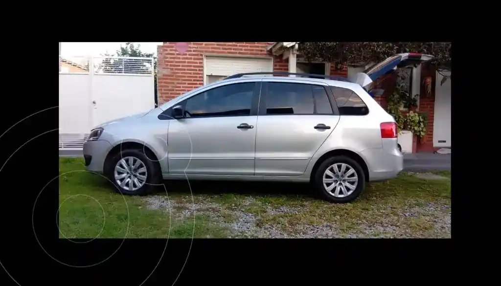 Volkswagen Suran 1.6 Comfortline Plus  2014 - foto 2
