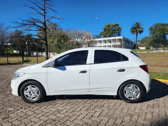 Chevrolet Onix Joy Ls  2017 - foto 2
