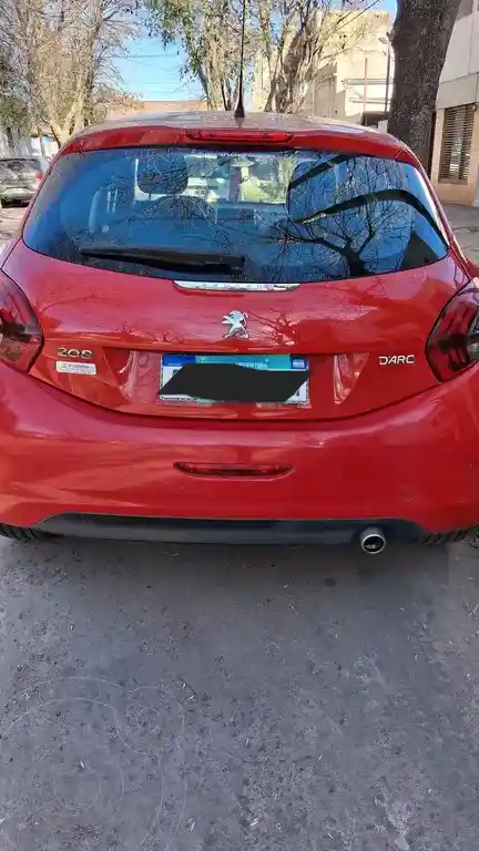 Peugeot 208 Allure 1.6  2017 - foto 3
