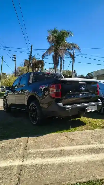 Ford Maverick 2.0T 4Wd Lariat At8  2023 - foto 3