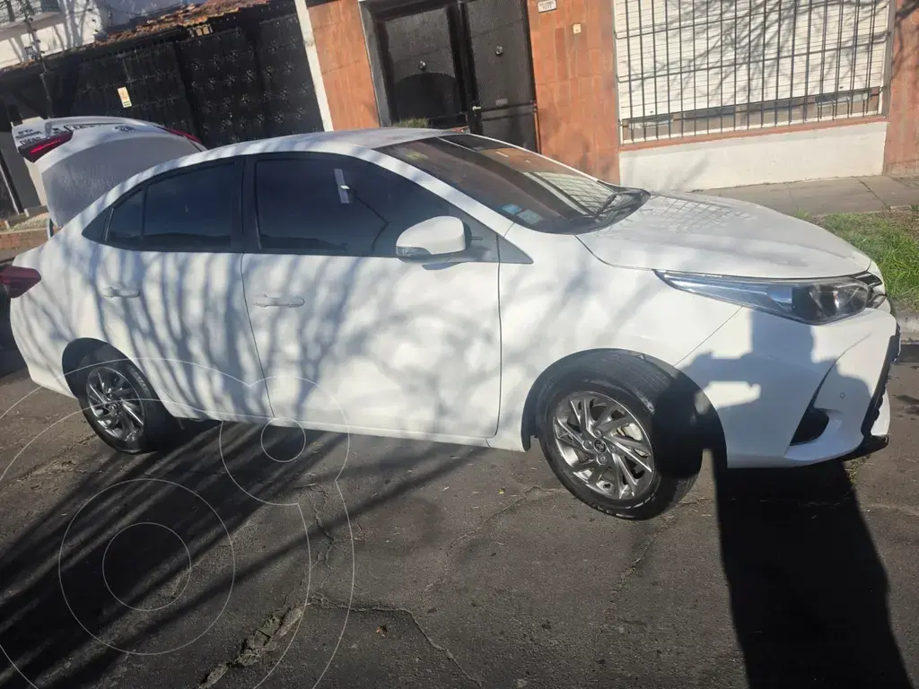 Toyota Yaris Sedán 1.5 Xls (1496 Cc) 2024 - foto 4