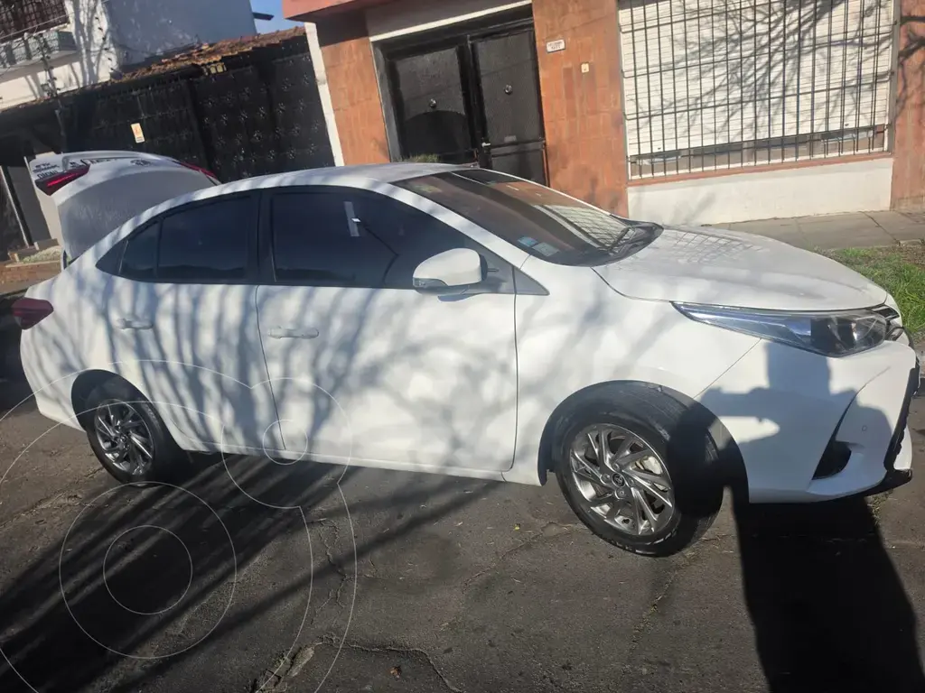 Toyota Yaris Sedán 1.5 Xls (1496 Cc) 2024 - foto 5