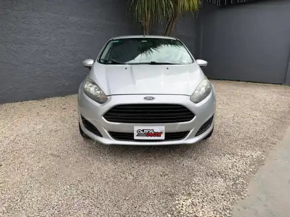 Ford Fiesta  Fiesta  1.6 4P S              (Kd)  2014 - foto 2