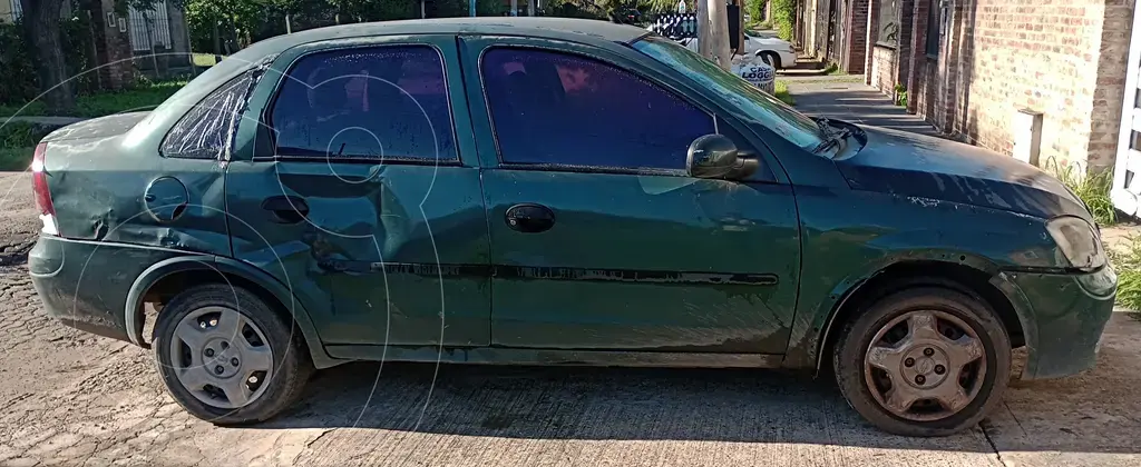 Chevrolet Corsa 4P Gl (1796 Cc) 2004 - foto 3