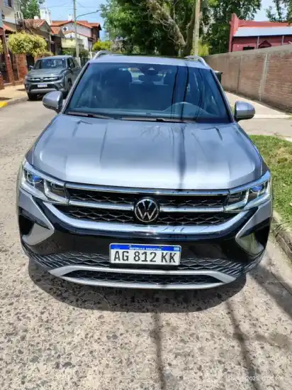 Volkswagen Taos Highline Aut  2024 - foto 2