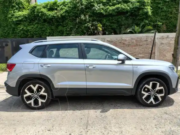 Volkswagen Taos Highline Aut  2024 - foto 3