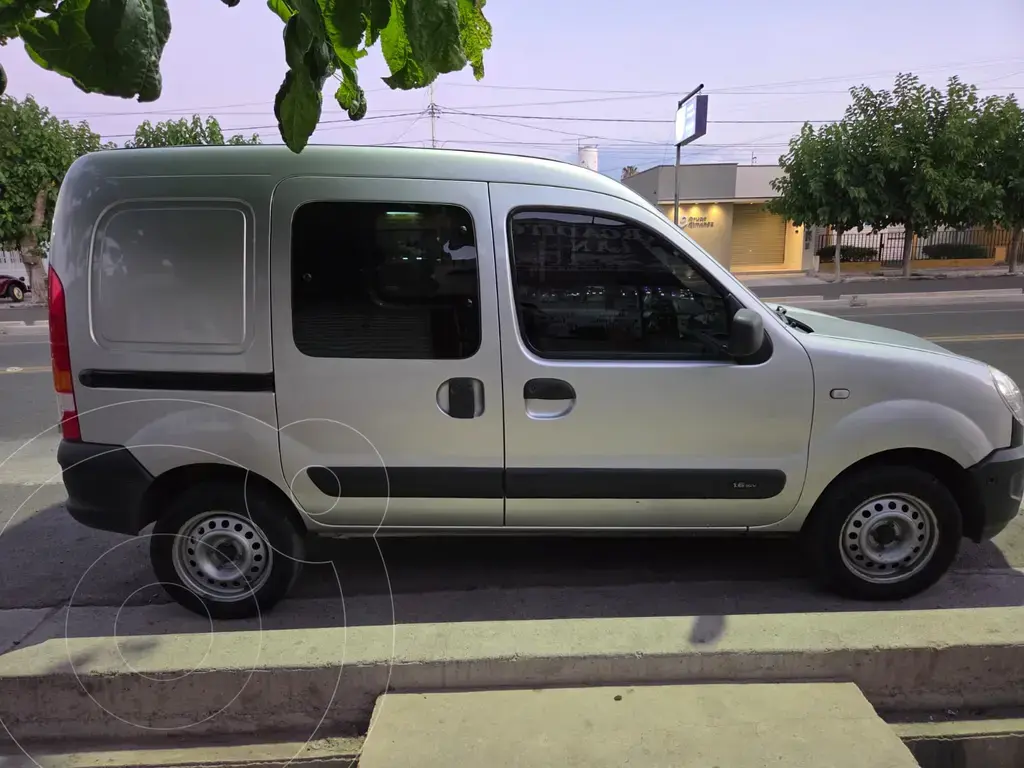 Renault Kangoo 2 Break 1.6 Authentique Plus (1598 Cc) 2016 - foto 4