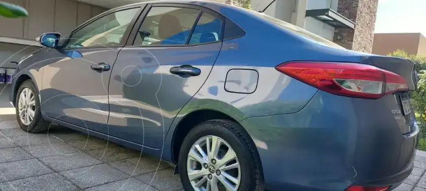 Toyota Yaris Sedán 1.5 Xls  2019 - foto 2