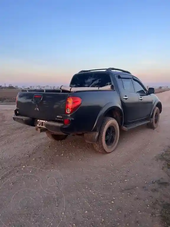 Mitsubishi L200 L200. 3.2 Cr   D/C 4X4  2011 - foto 3