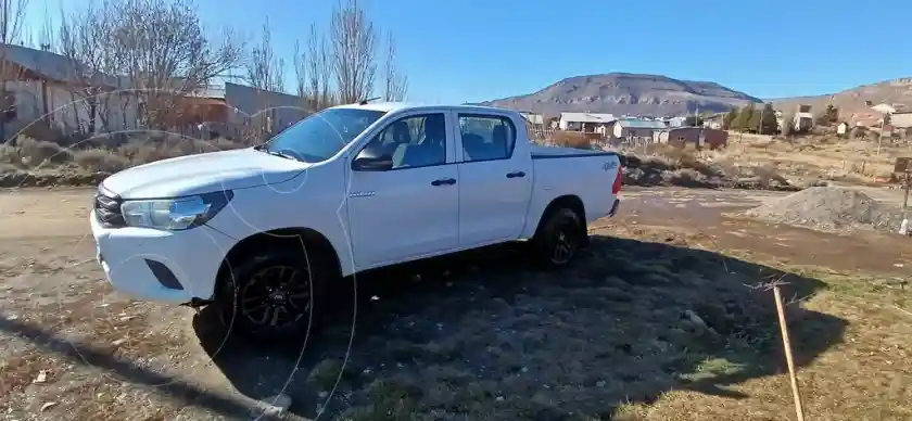 Toyota Hilux 2.4 4X4 Dx Tdi Dc  2018 - foto 3