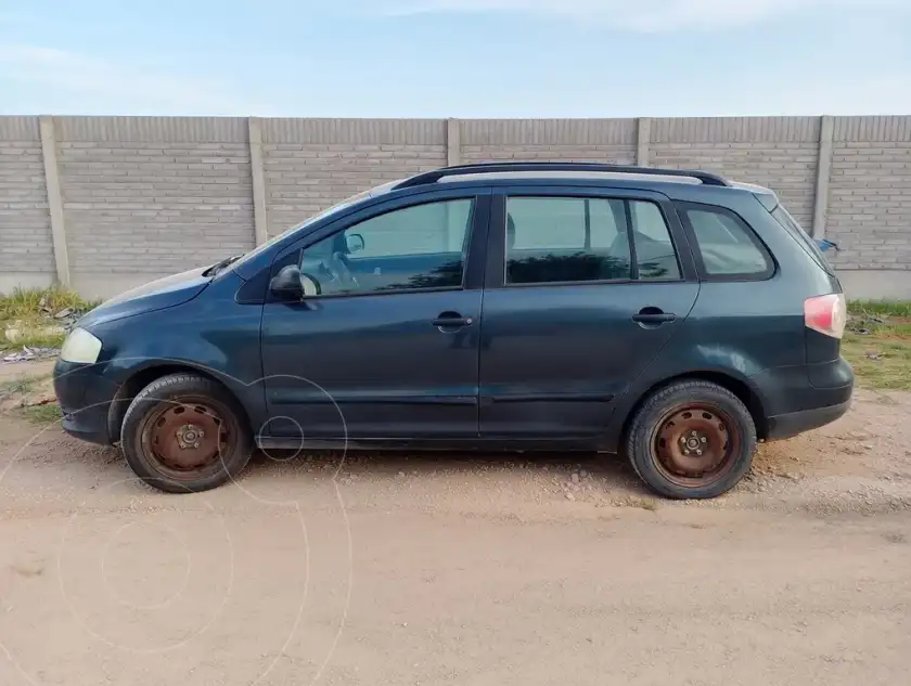 Volkswagen Suran 1.6 Comfortline  2007 - foto 1
