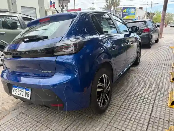 Peugeot 208 Allure 1.6 Pack  2024 - foto 4