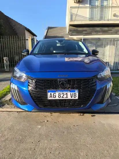 Peugeot 208 Allure 1.6 Pack  2024 - foto 5