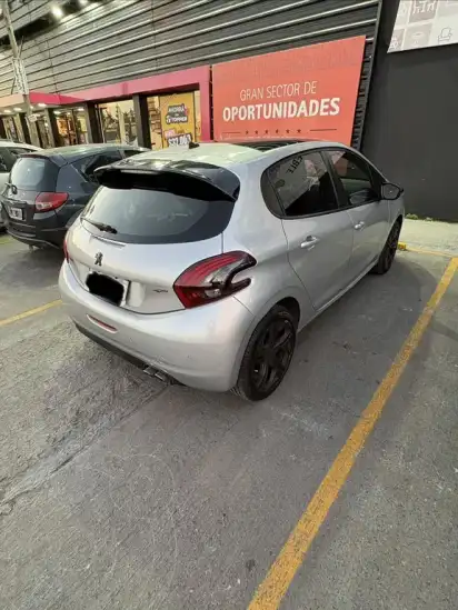 Peugeot 208 Gt 1.6 Thp  2018 - foto 4