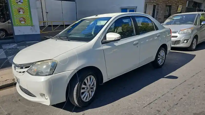 Toyota Etios Sedán Xls 2015/2016  2015 - foto 5