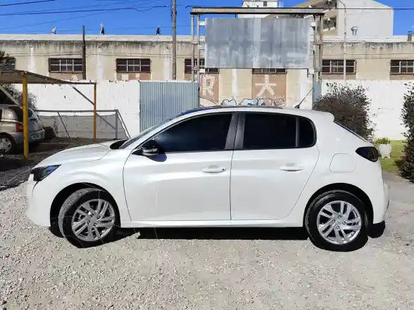 Peugeot 208 Active 1.6 Tiptronic Pack  2024 - foto 3
