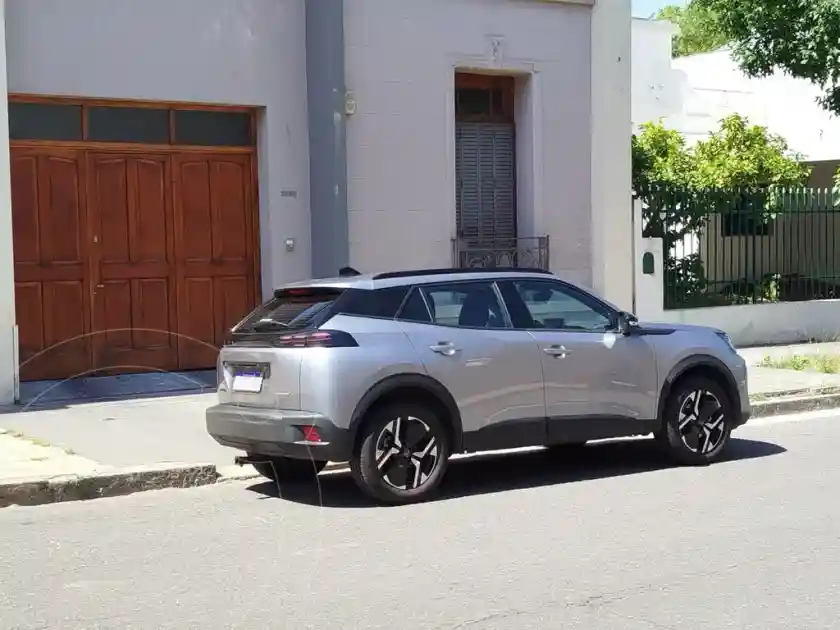 Peugeot 2008 Active T200  2024 - foto 5