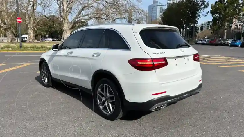 Mercedes-Benz Clase Glc Glc 300  4Matic Amg Line  2017 - foto 3