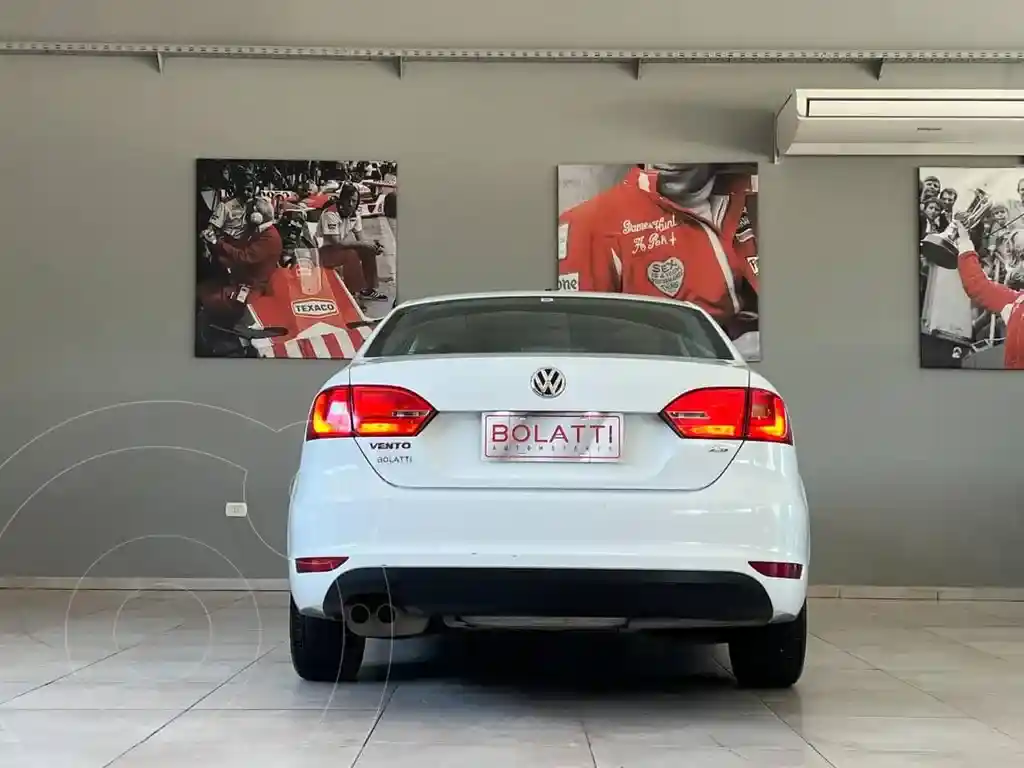 Volkswagen Vento 2.5 Fsi Luxury  2014 - foto 4