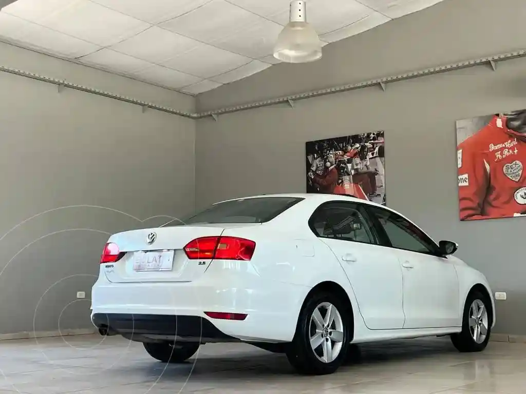 Volkswagen Vento 2.5 Fsi Luxury  2014 - foto 5