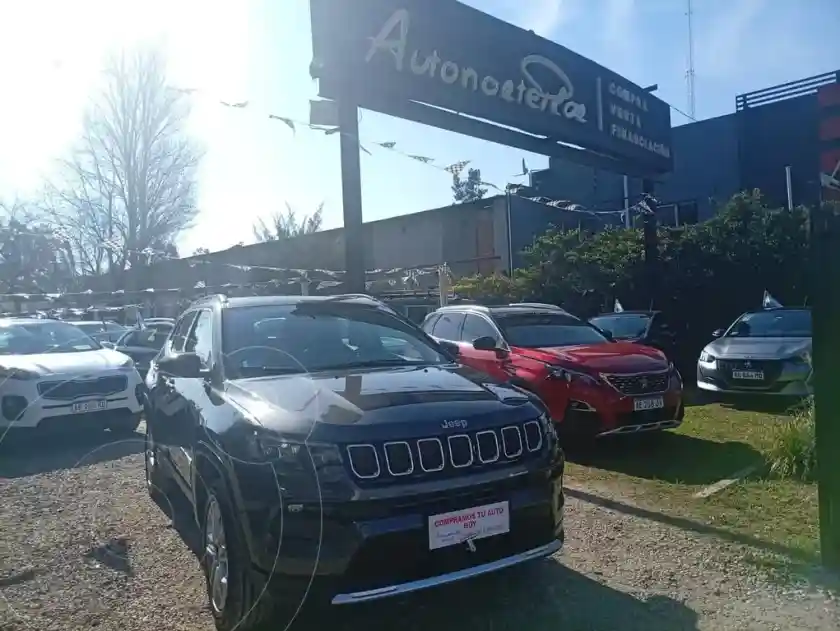 Jeep Compass 1.3 T 270 Longitude At6  2023 - foto 1
