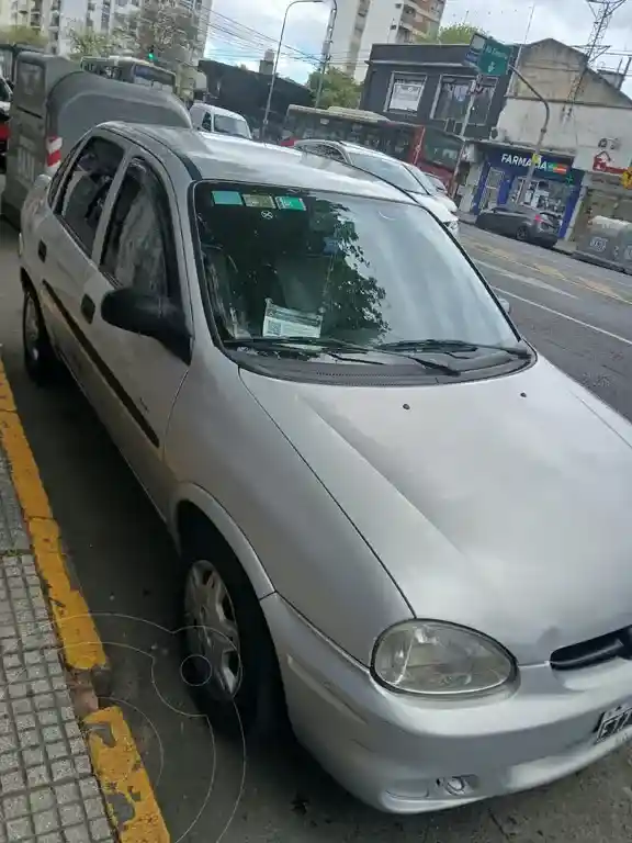 Chevrolet Corsa Classic 4P 1.6 Súper  2005 - foto 1
