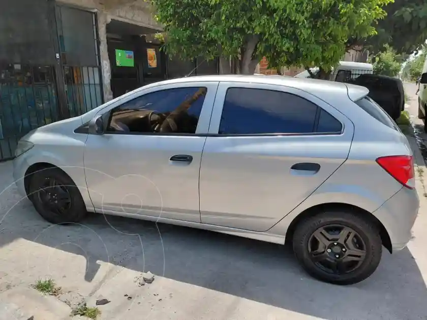 Chevrolet Onix Joy Ls  2018 - foto 2