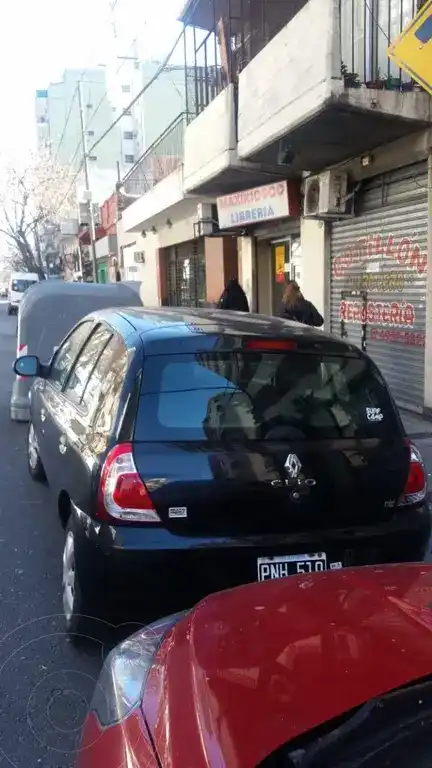 Renault Clio Mío 5P Confort  2016 - foto 2