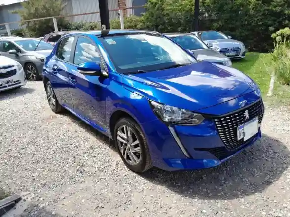 Peugeot 208 Allure 1.6  2022 - foto 1