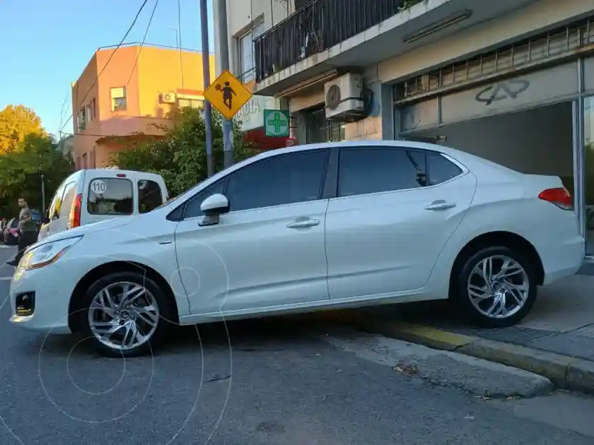 Citroën C4 Lounge 1.6 Exclusive Aut  2014 - foto 5