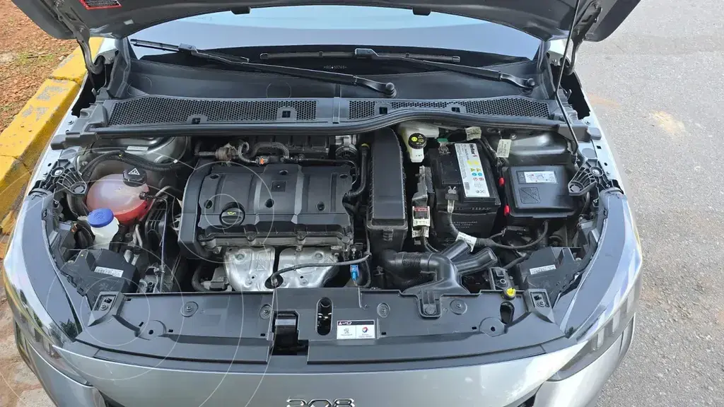 Peugeot 208 Style 1.6 (1587 Cc) 2023 - foto 5