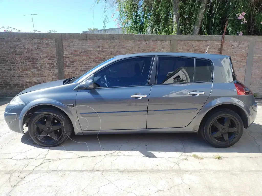 Renault Mégane Ii Tric 1.9 Dci (Europeo) (1870 Cc) 2007 - foto 2