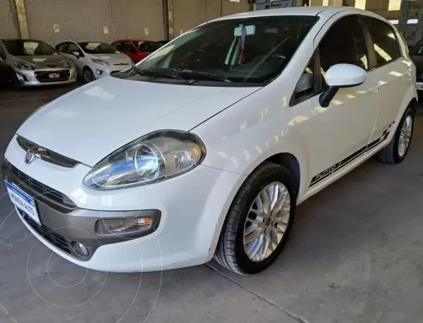 Fiat Punto Punto 1.6 Essence L/13 2014 - foto 1