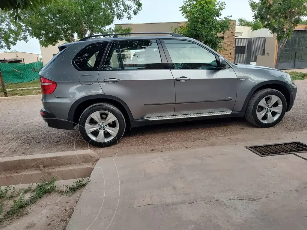 Bmw X5 Xdrive 3.0D Executive Aut (2993 Cc) 2010 - foto 2
