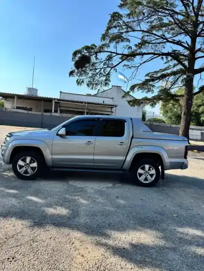 Volkswagen Amarok Dc 4X2 Highline Aut  2024 - foto 3
