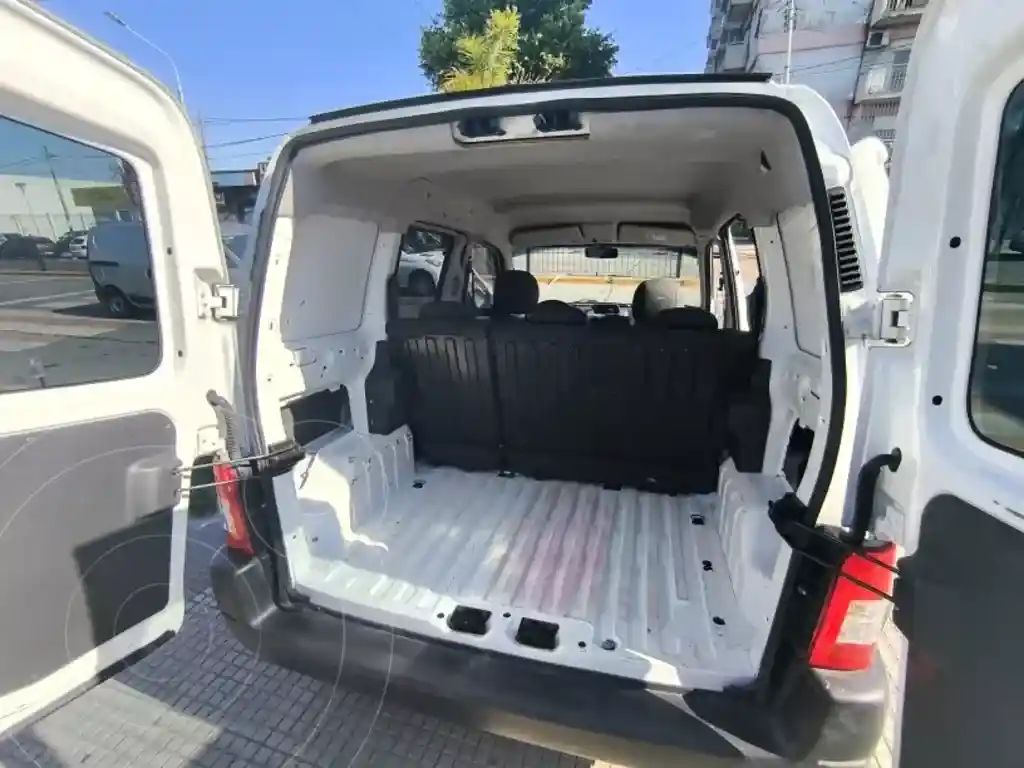 Peugeot Partner Furgón Confort 1.6 Hdi  2021 - foto 4