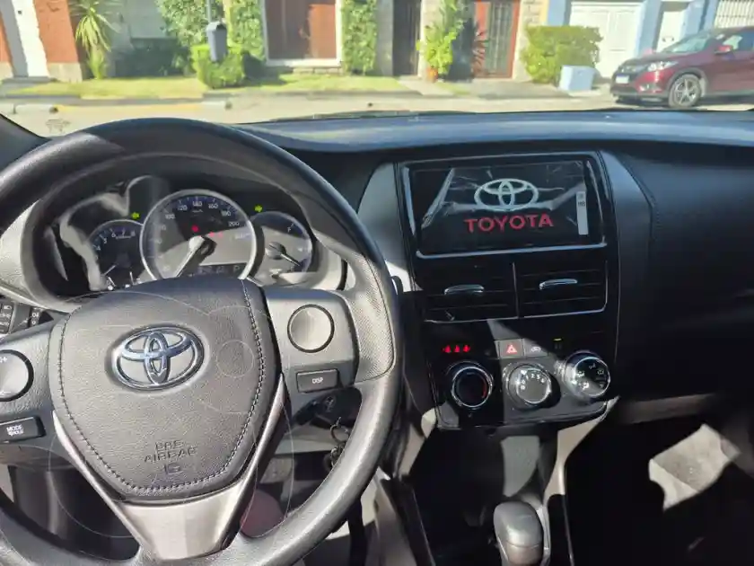 Toyota Yaris 1.5 Xs Cvt  2025 - foto 3