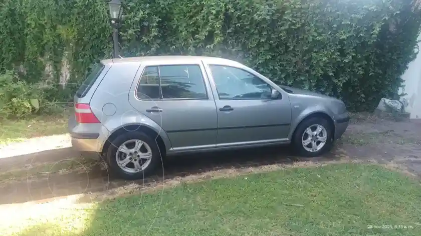Volkswagen Golf 5P 1.6 Advance  2005 - foto 1