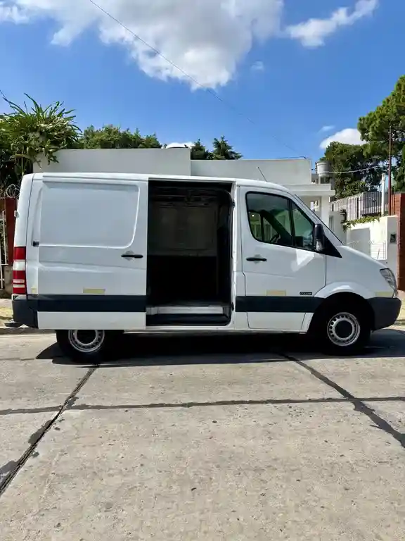 Mercedes-Benz Sprinter Street Furgón 411 3250 Tn V2  2014 - foto 3