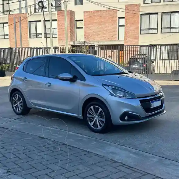 Peugeot 208 Feline 1.6 Aut  2019 - foto 4