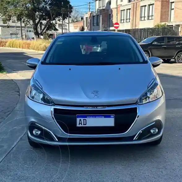 Peugeot 208 Feline 1.6 Aut  2019 - foto 5
