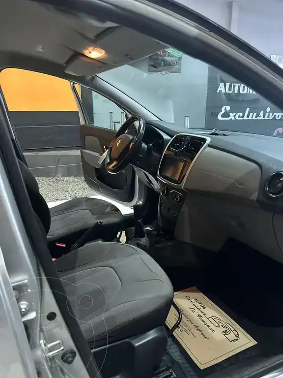Renault Logan 1.6 Privilege  2016 - foto 1