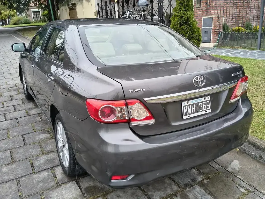 Toyota Corolla 1.8 Se-G (1798 Cc) 2013 - foto 4