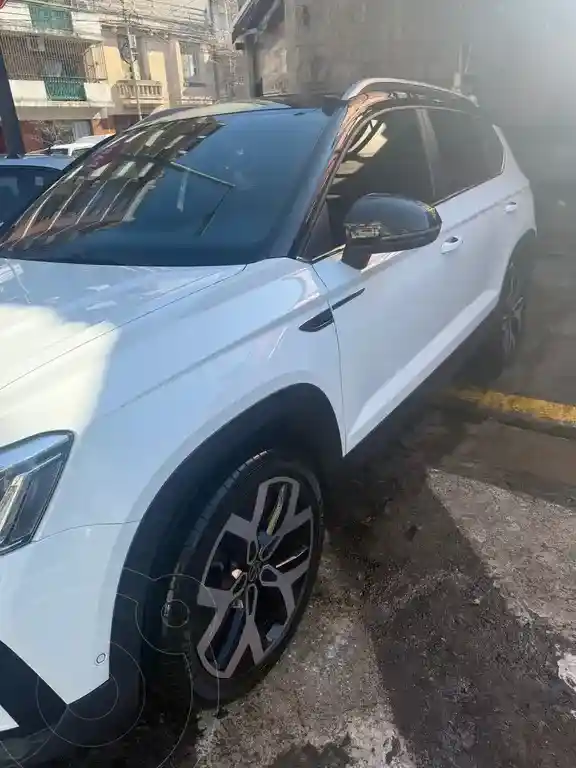 Volkswagen Taos Highline Aut  2024 - foto 3