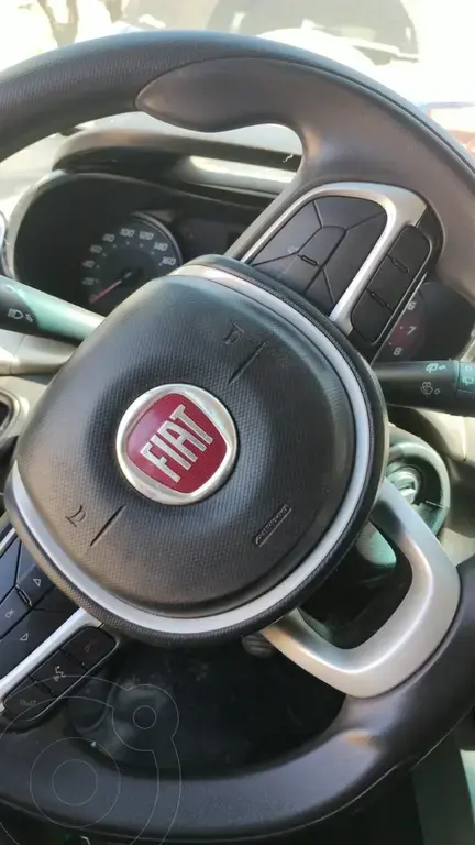 Fiat Argo 1.8 Precision  2019 - foto 2