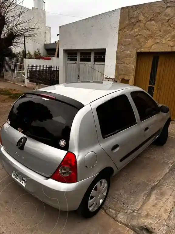 Renault Clio 5P 1.2 Authentique Pack I  2012 - foto 2