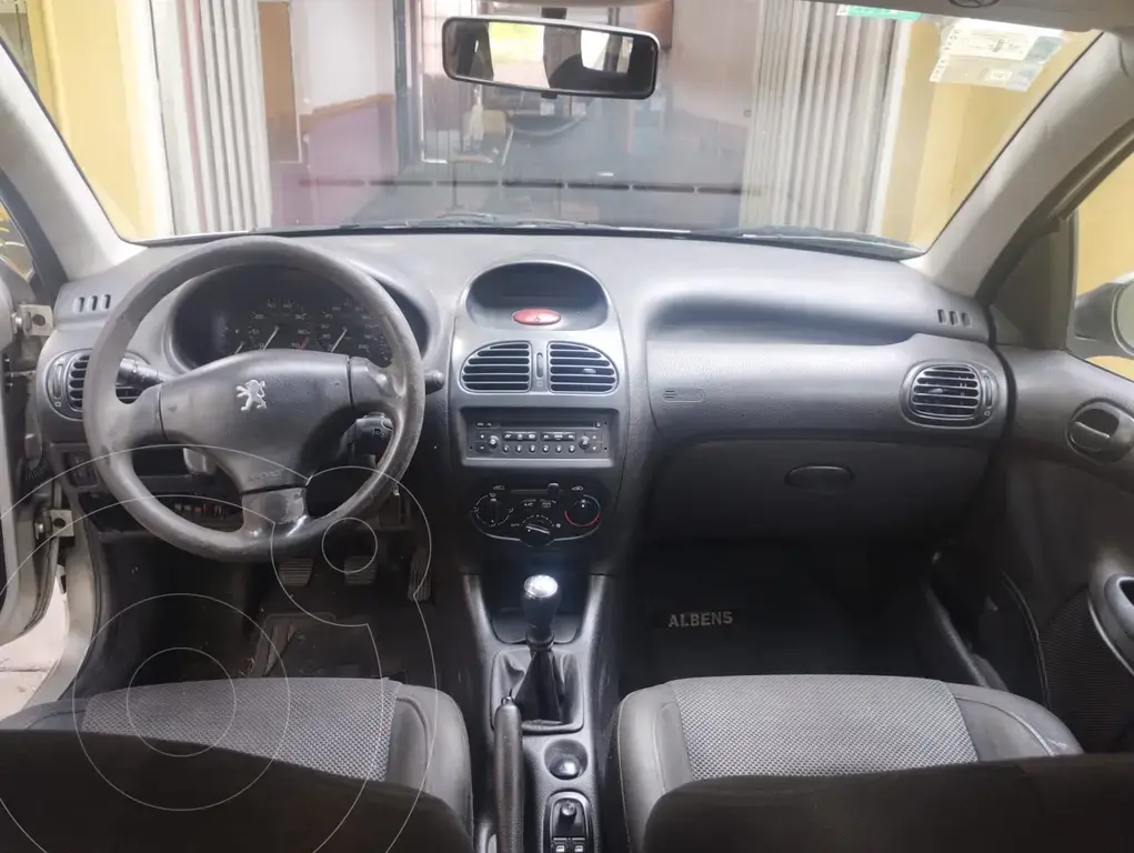 Peugeot 206 1.6 Xt 5P (1587 Cc) 2008 - foto 2