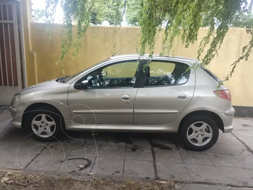 Peugeot 206 1.6 Xt 5P (1587 Cc) 2008 - foto 4
