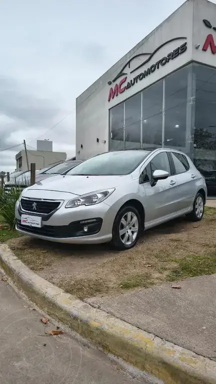 Peugeot 308 2016 - foto 1