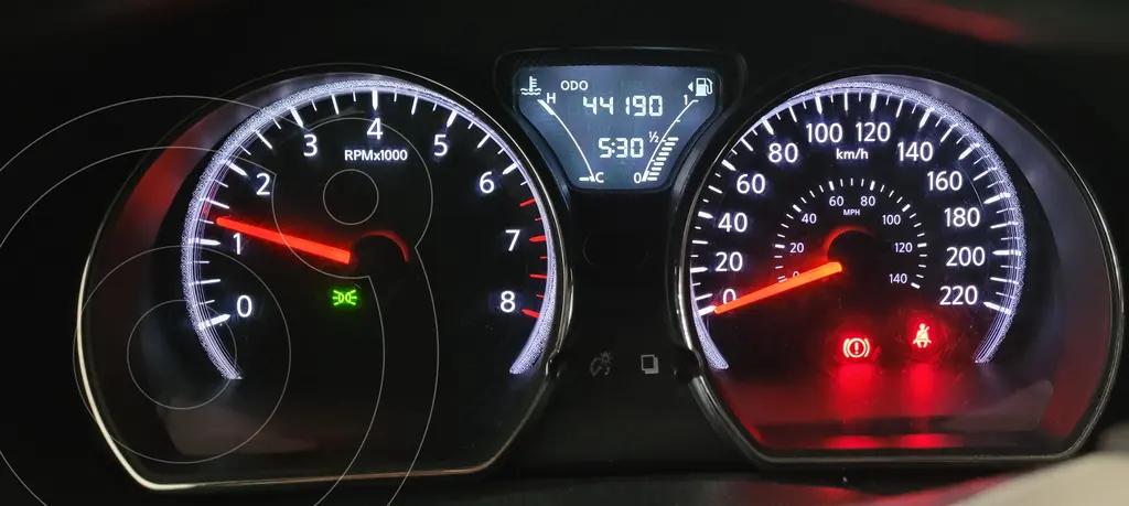 Nissan Versa Advance (1598 Cc) 2017 - foto 4